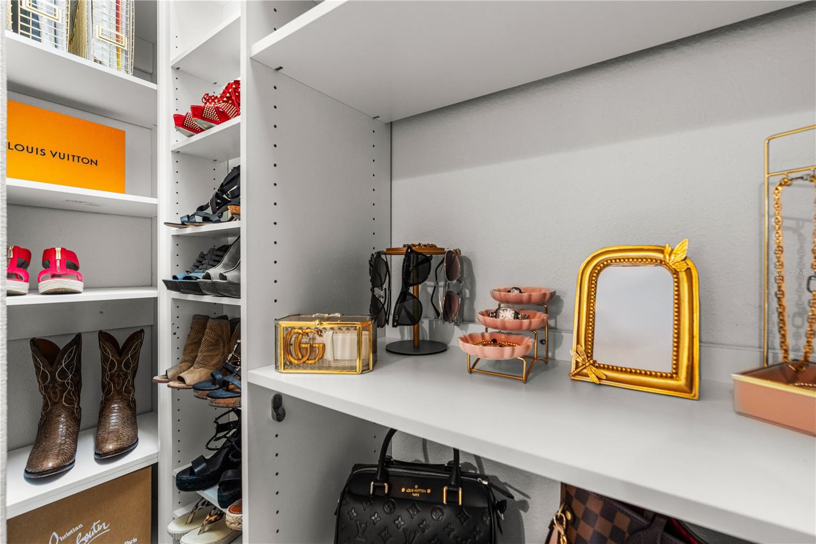 BROKEN BOW ESTATES - Residential