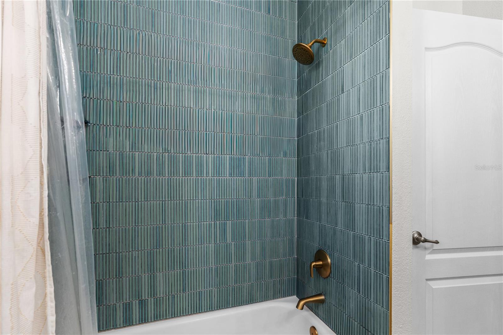 BROKEN BOW ESTATES - Residential