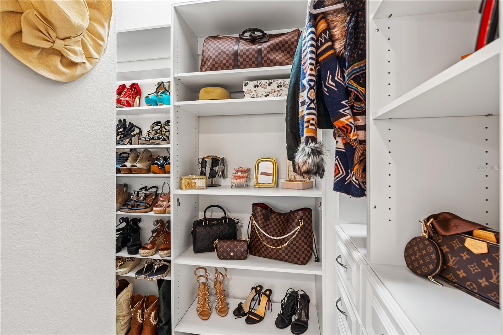 BROKEN BOW ESTATES - Residential