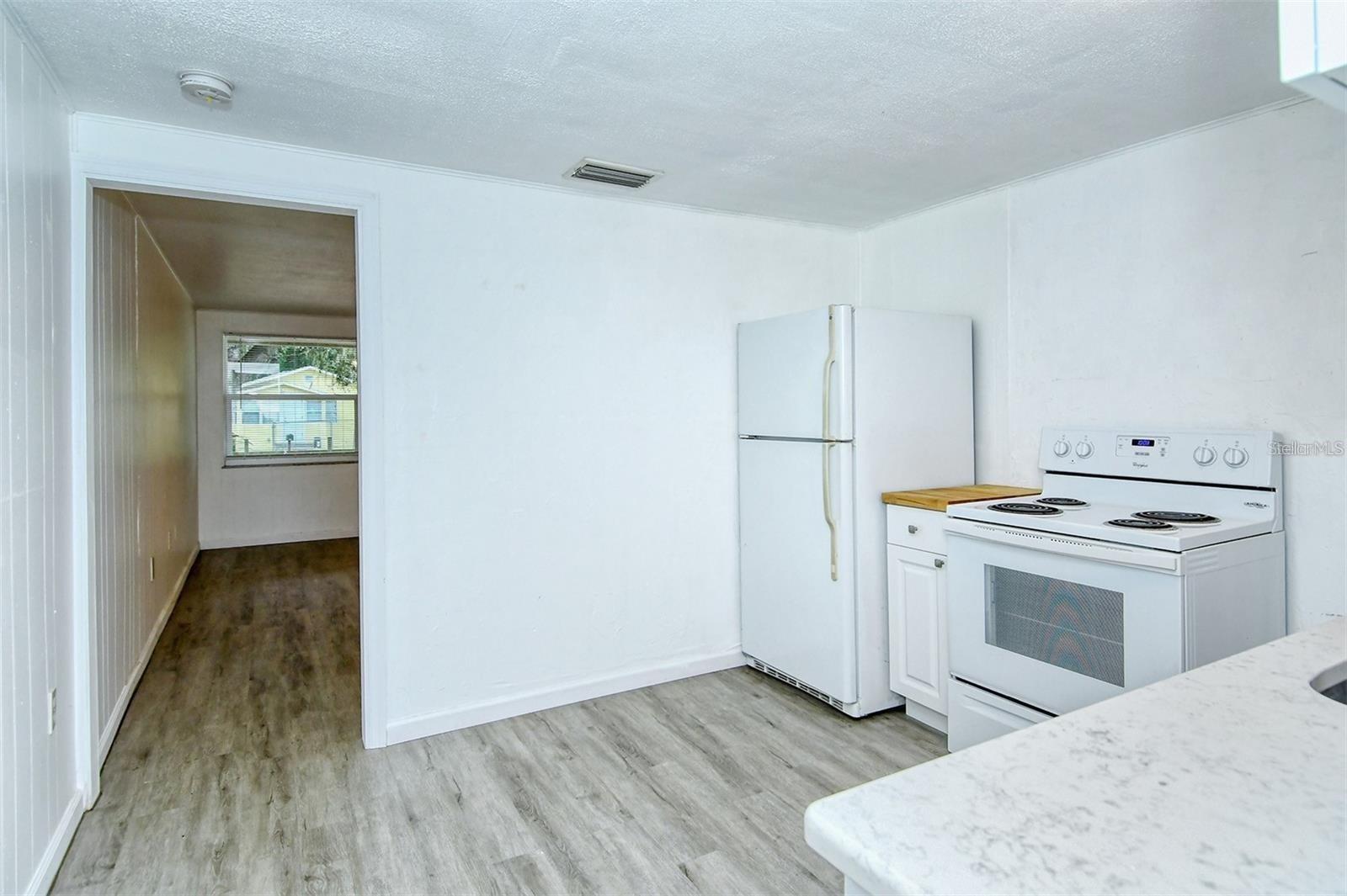 LILLYS SUB - Residential Lease
