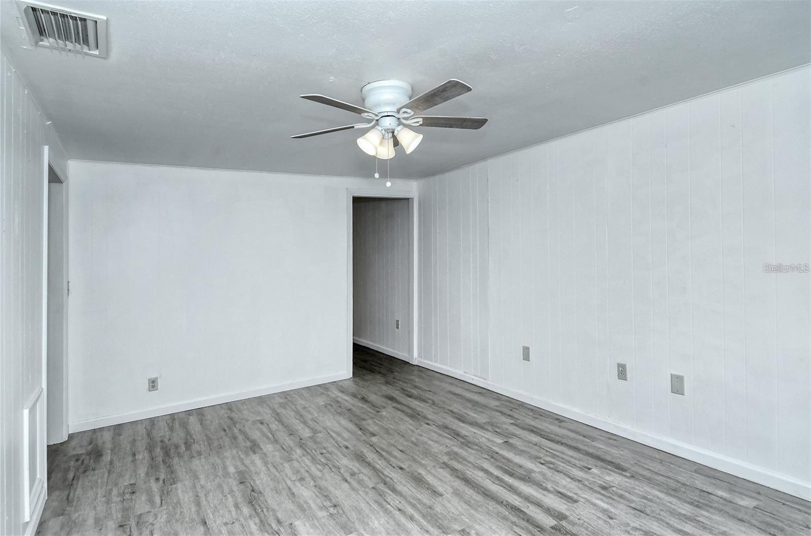 LILLYS SUB - Residential Lease