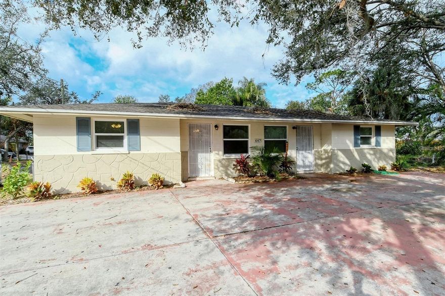 Available November 1st for an annual lease. Freshly renovated 2 bedroom, 2 bathroom duplex in Nokomis. The unit was updated with and all new interior including flooring, cabinets, bathrooms, and freshly painted inside and out.