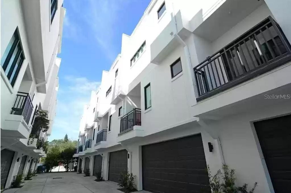 Photo of 350 S Osceola Avenue #3, Orlando, FL 32801 (MLS # O6386481)