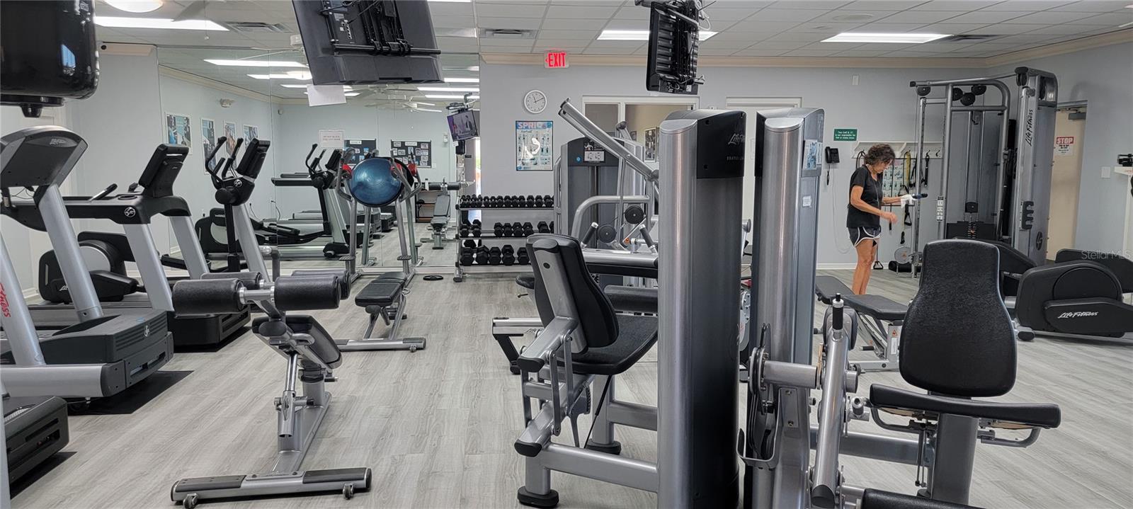 VILLAS AT TARA - Residential