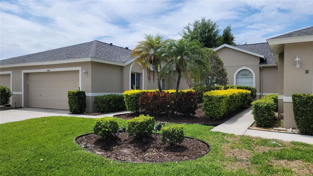 Photo of 6934 Stoneywalk Court, Bradenton, FL 34203 (MLS # A4695110)
