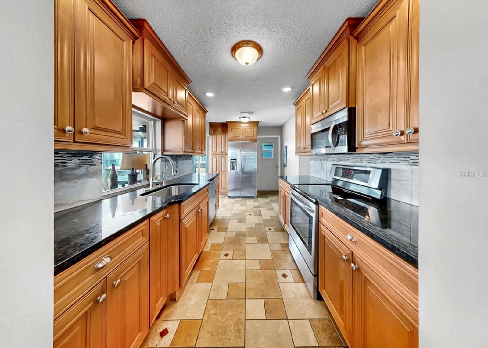 RIVER ISLES UNIT 2 - Residential