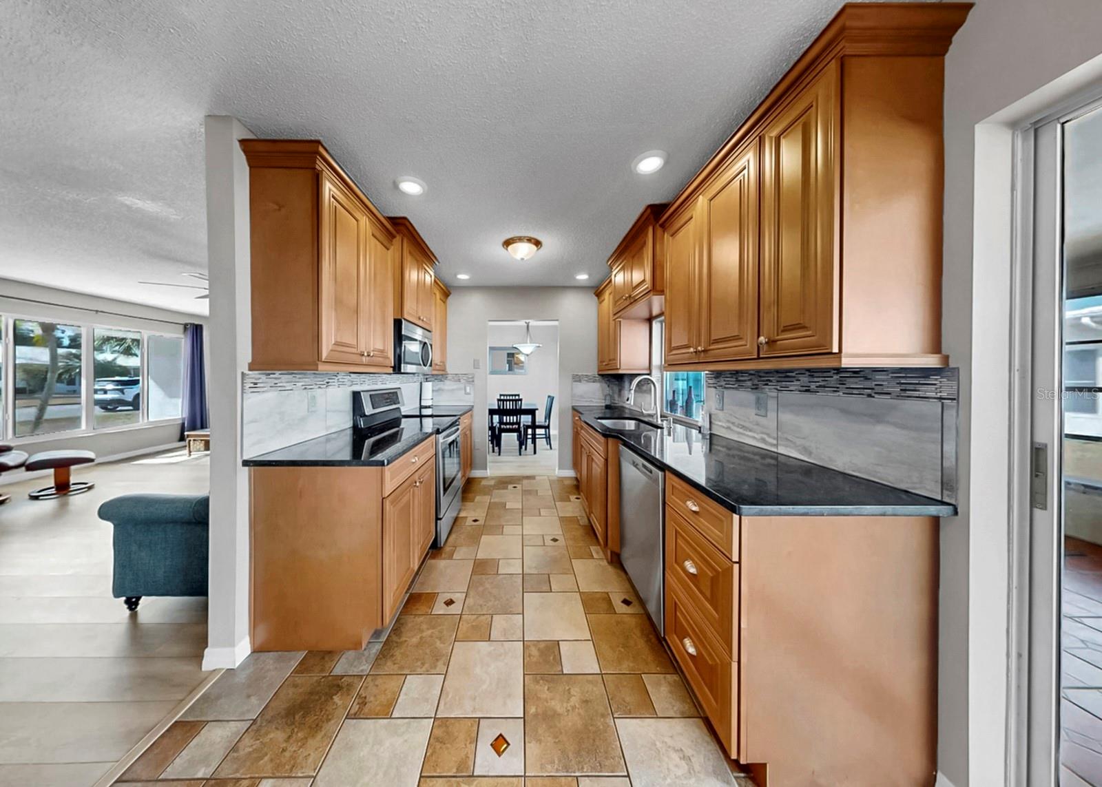 RIVER ISLES UNIT 2 - Residential