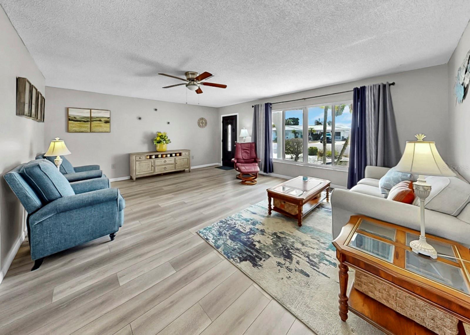 RIVER ISLES UNIT 2 - Residential