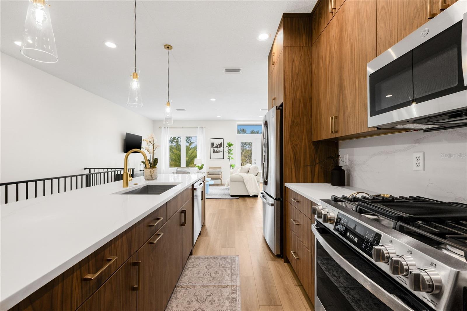 TERRACES AT 87TH TOWNHOMES PHASE I LOT 4 - Residential