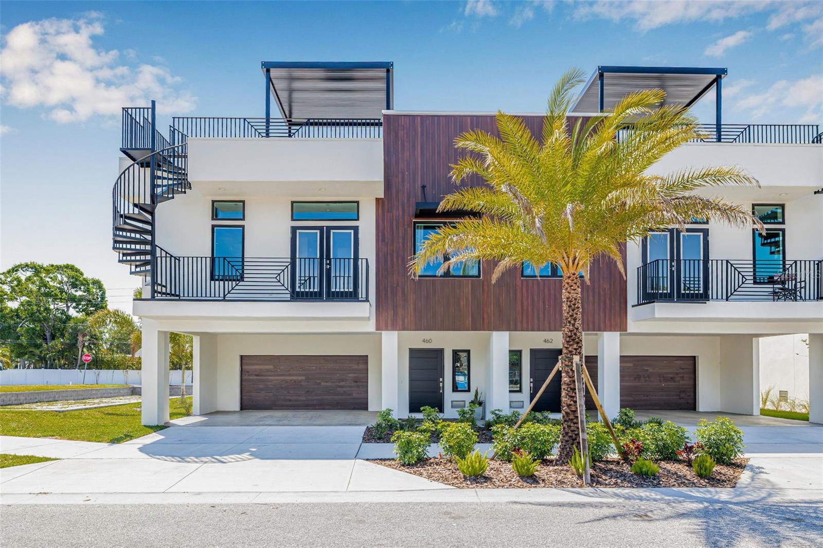 TERRACES AT 87TH TOWNHOMES PHASE I LOT 4 - Residential