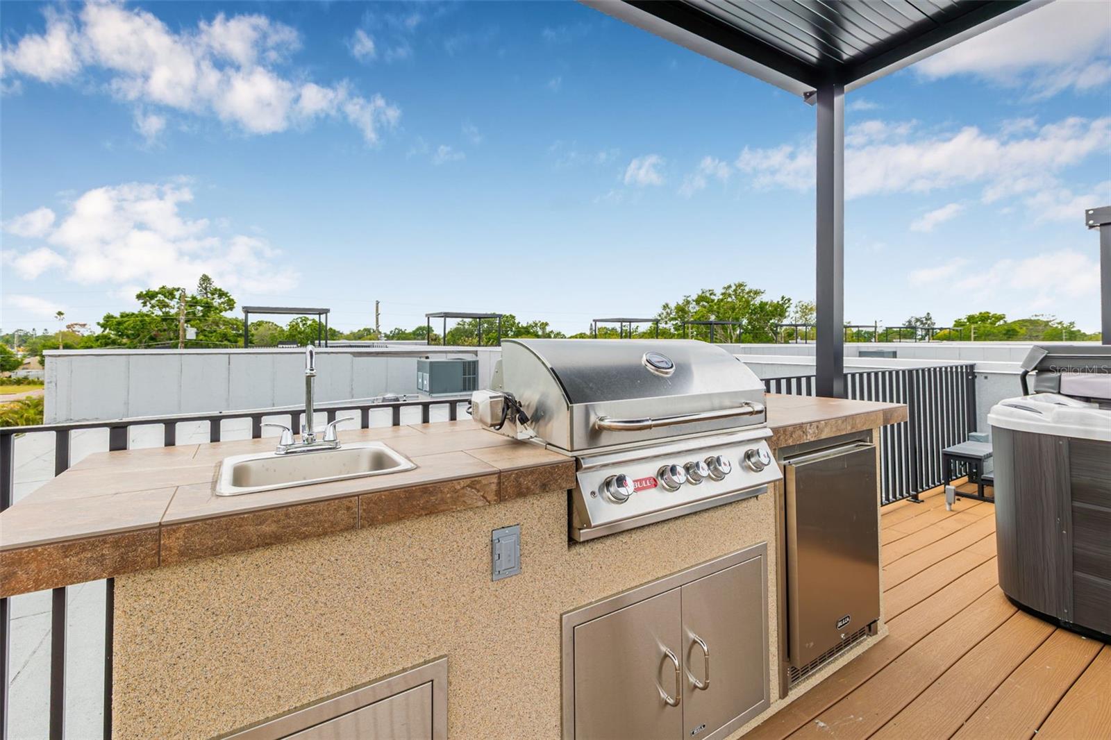 TERRACES AT 87TH TOWNHOMES PHASE I LOT 4 - Residential