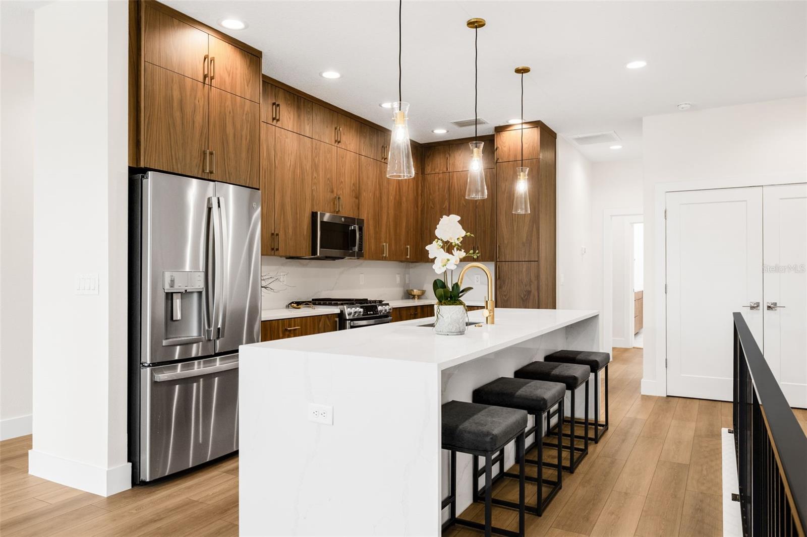 TERRACES AT 87TH TOWNHOMES PHASE I LOT 4 - Residential