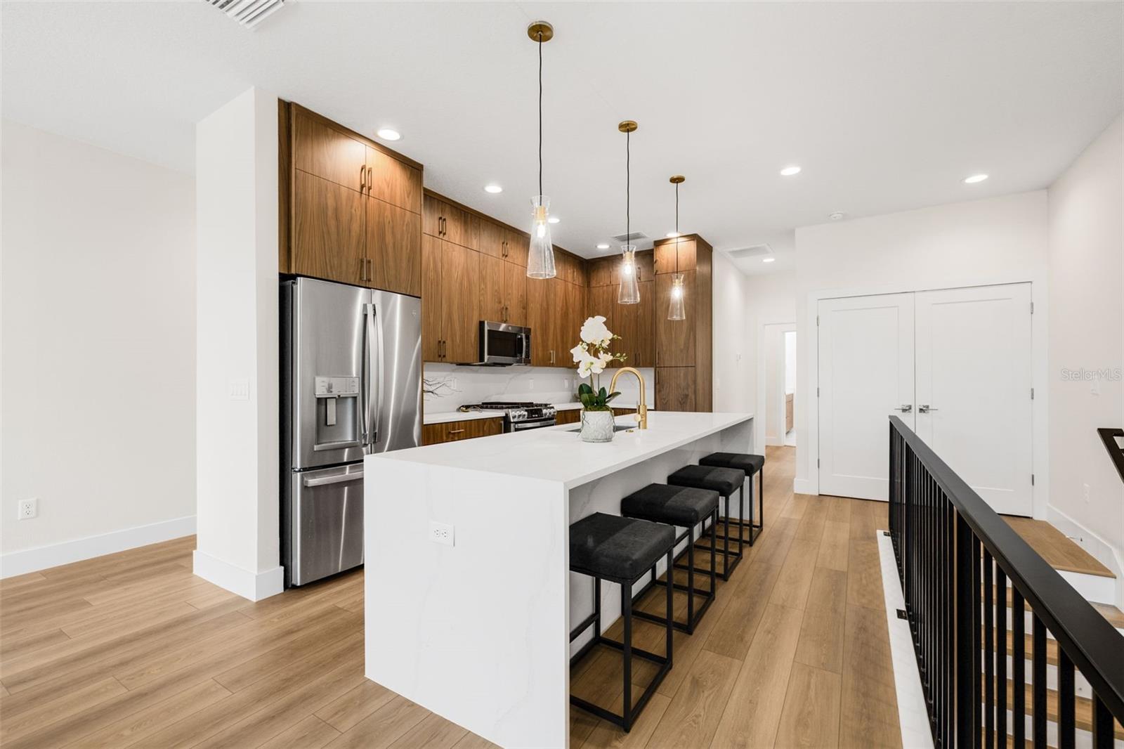 TERRACES AT 87TH TOWNHOMES PHASE I LOT 4 - Residential