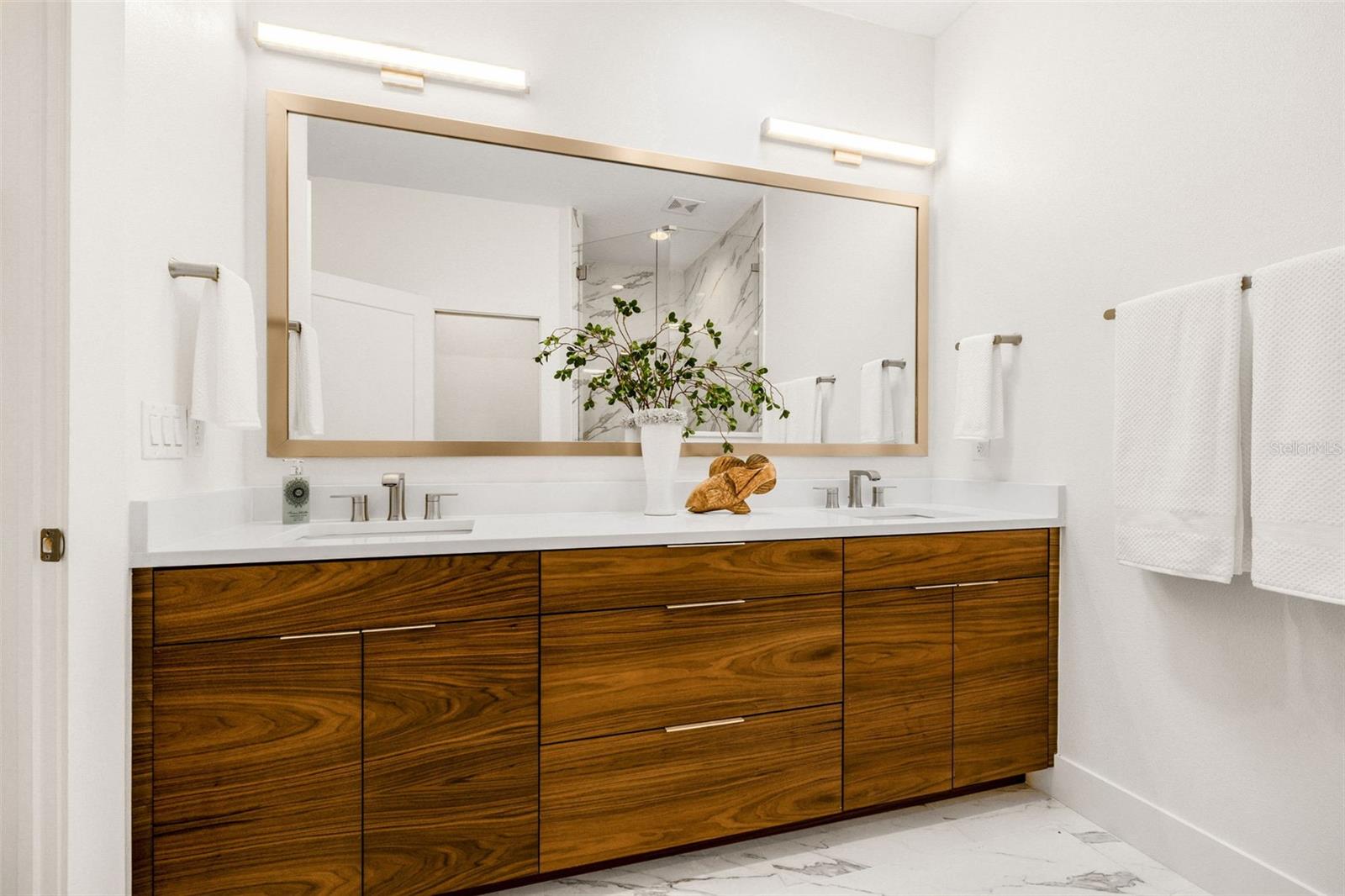 TERRACES AT 87TH TOWNHOMES PHASE I LOT 4 - Residential