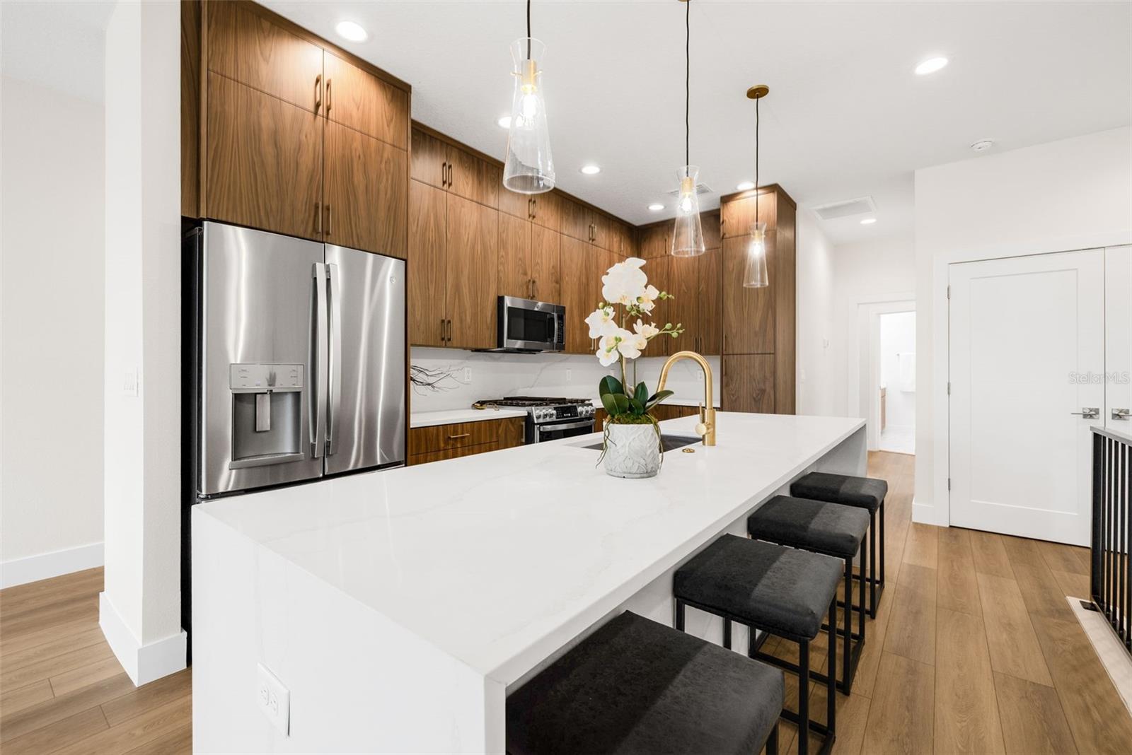 TERRACES AT 87TH TOWNHOMES PHASE I LOT 4 - Residential