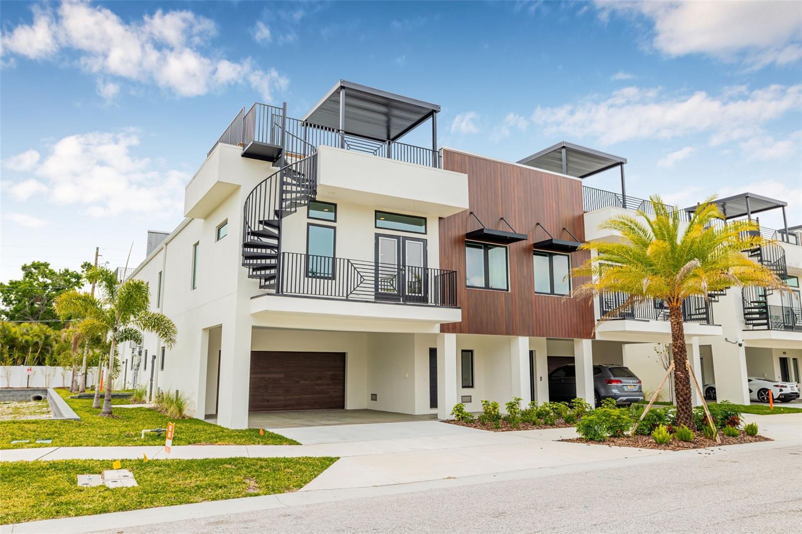 TERRACES AT 87TH TOWNHOMES PHASE I LOT 4 - Residential