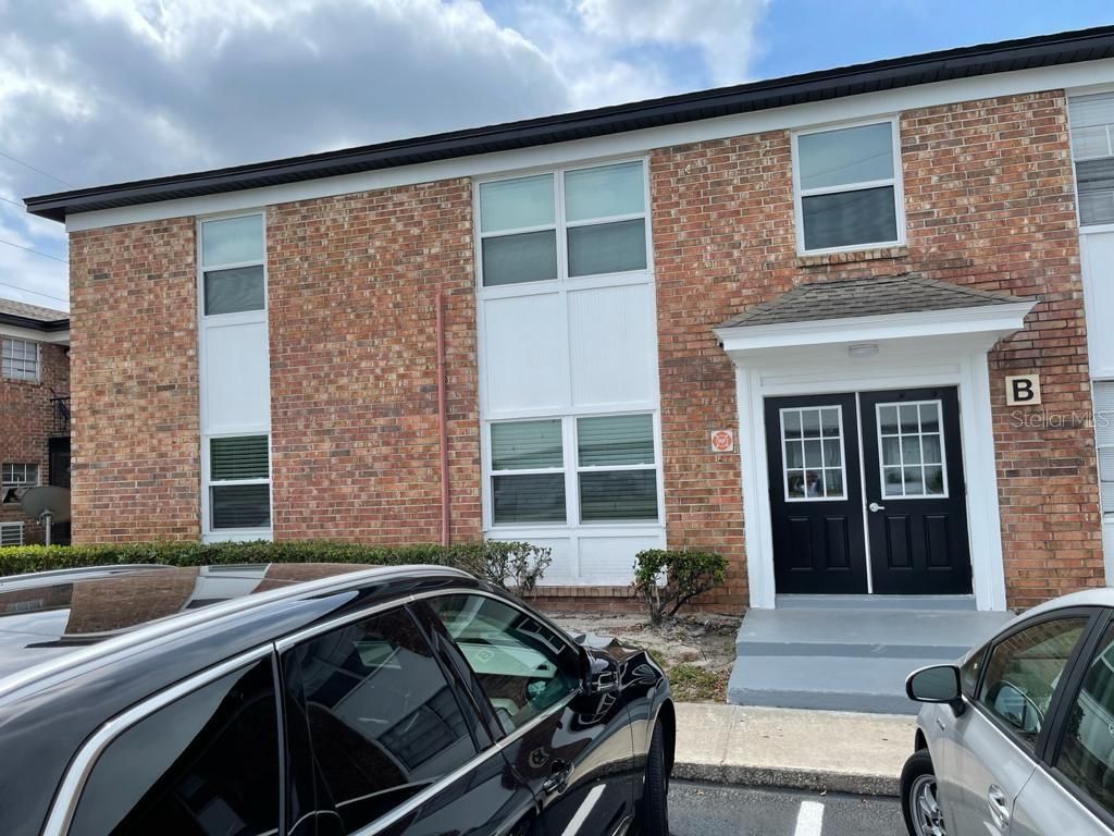 Photo of 5325 Curry Ford Road #B101, Orlando, FL 32812 (MLS # O6396180)