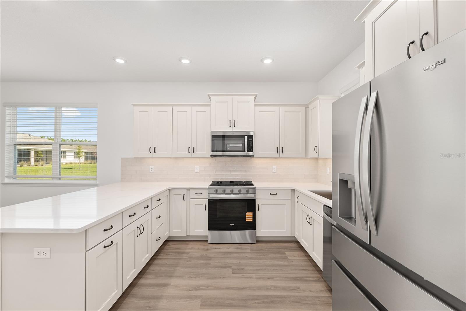 ON TOP OF THE WORLD - Residential