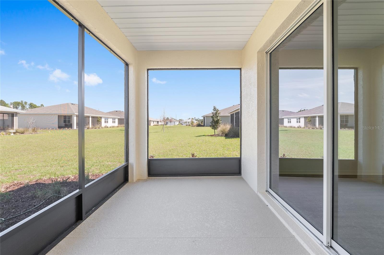 ON TOP OF THE WORLD - Residential