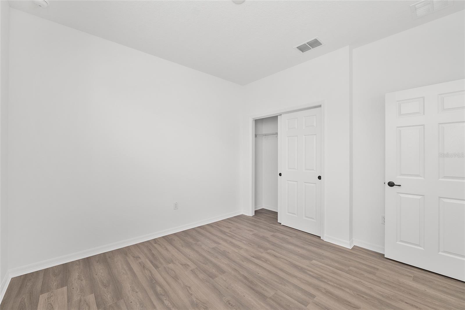 ON TOP OF THE WORLD - Residential