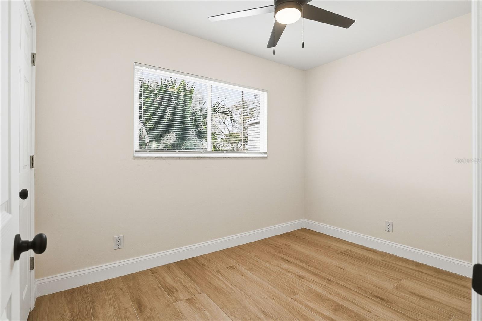 KENSINGTON PARK - Residential