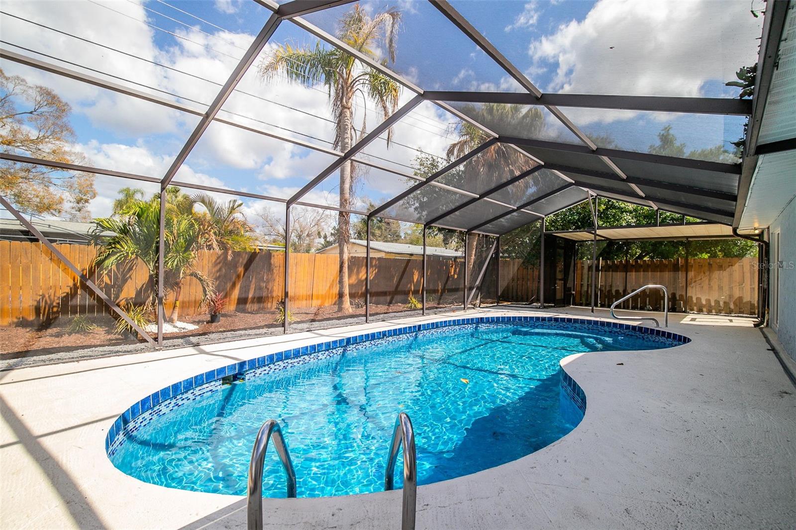 KENSINGTON PARK - Residential