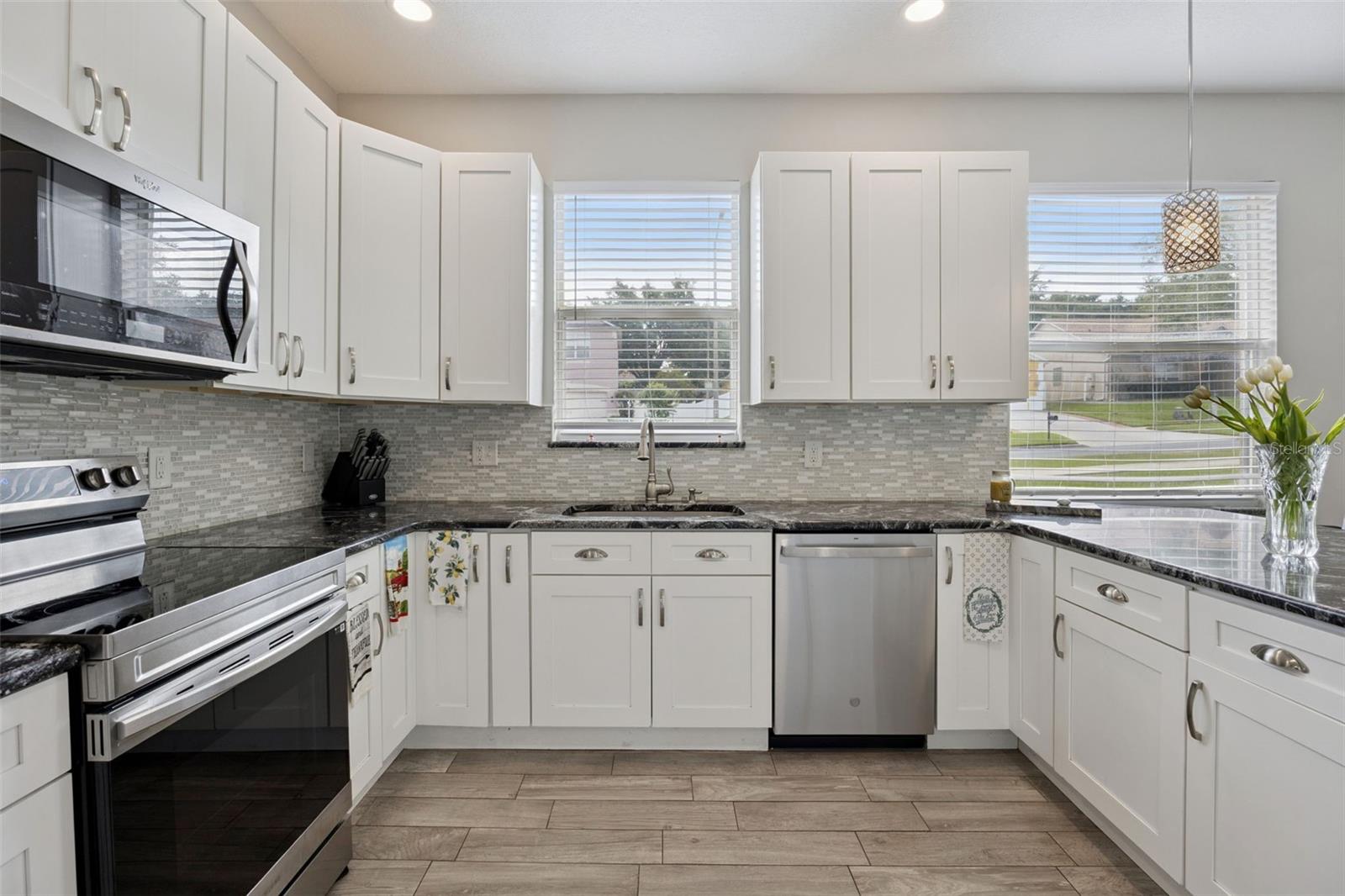 HIGHLANDER ESTATES - Residential