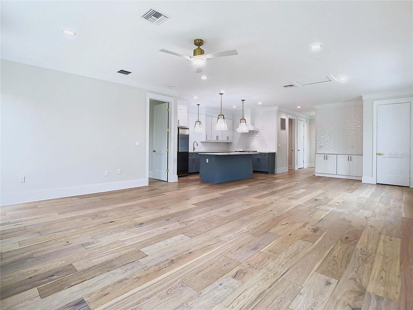 AVON HEIGHTS 2 - Residential