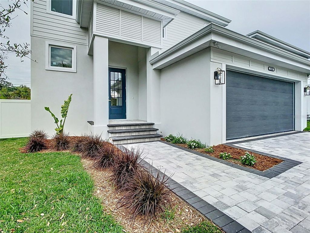 Photo of 2345 Bahia Vista Street, Sarasota, FL 34239 (MLS # A4672606)