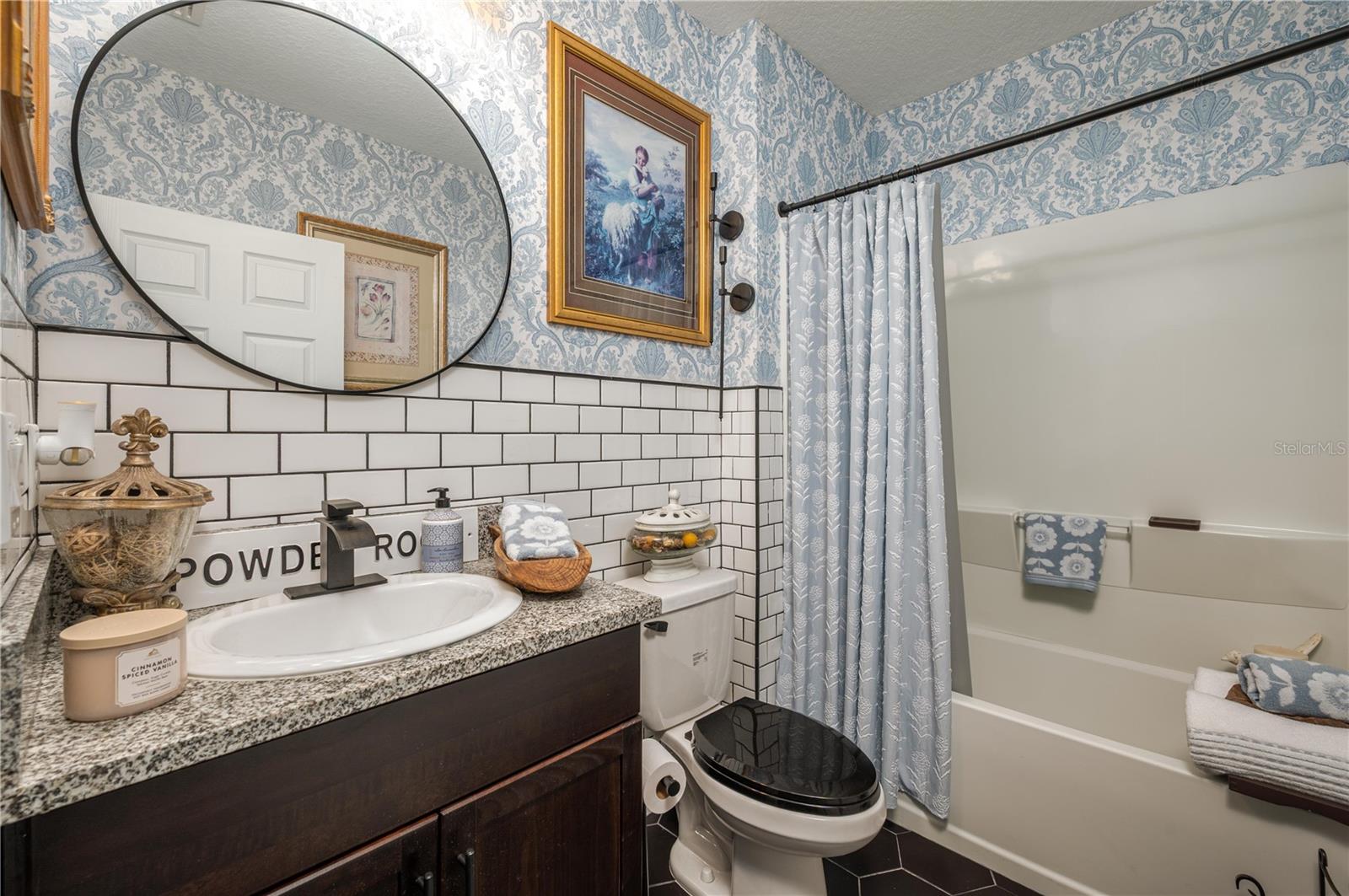 PINNACLE POINT - Residential