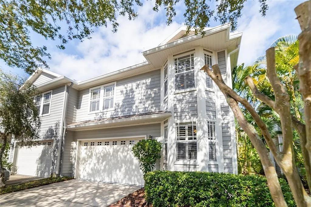 2889 BAYSHORE TRAILS DRIVE