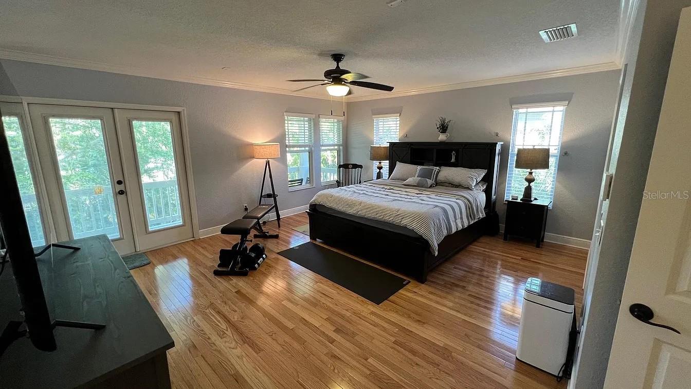 BAYSHORE TRAILS TOWNHOMES - Residential