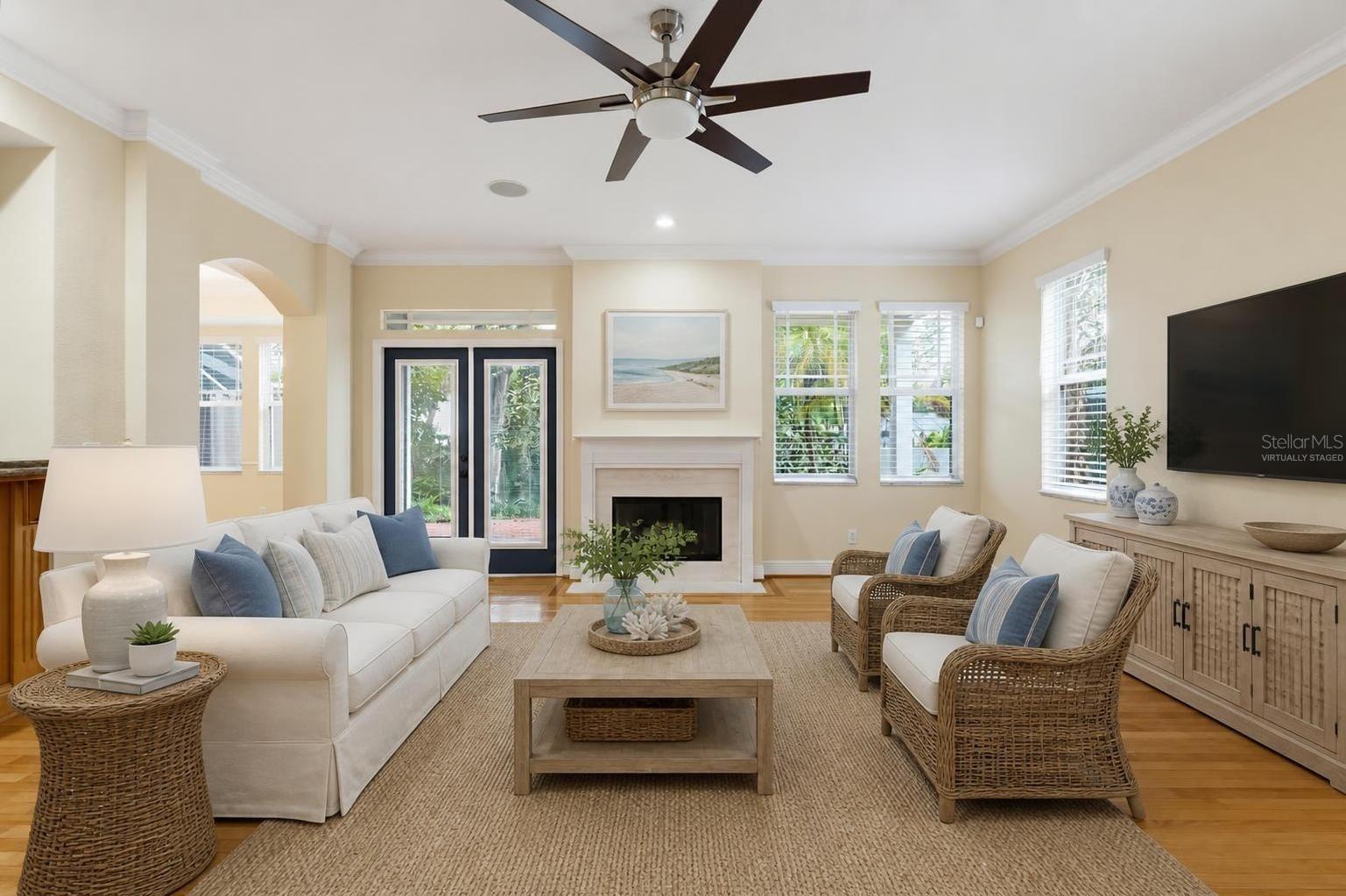 2889 BAYSHORE TRAILS DRIVE
