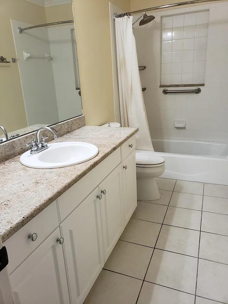 BAYSHORE TRAILS TOWNHOMES - Residential