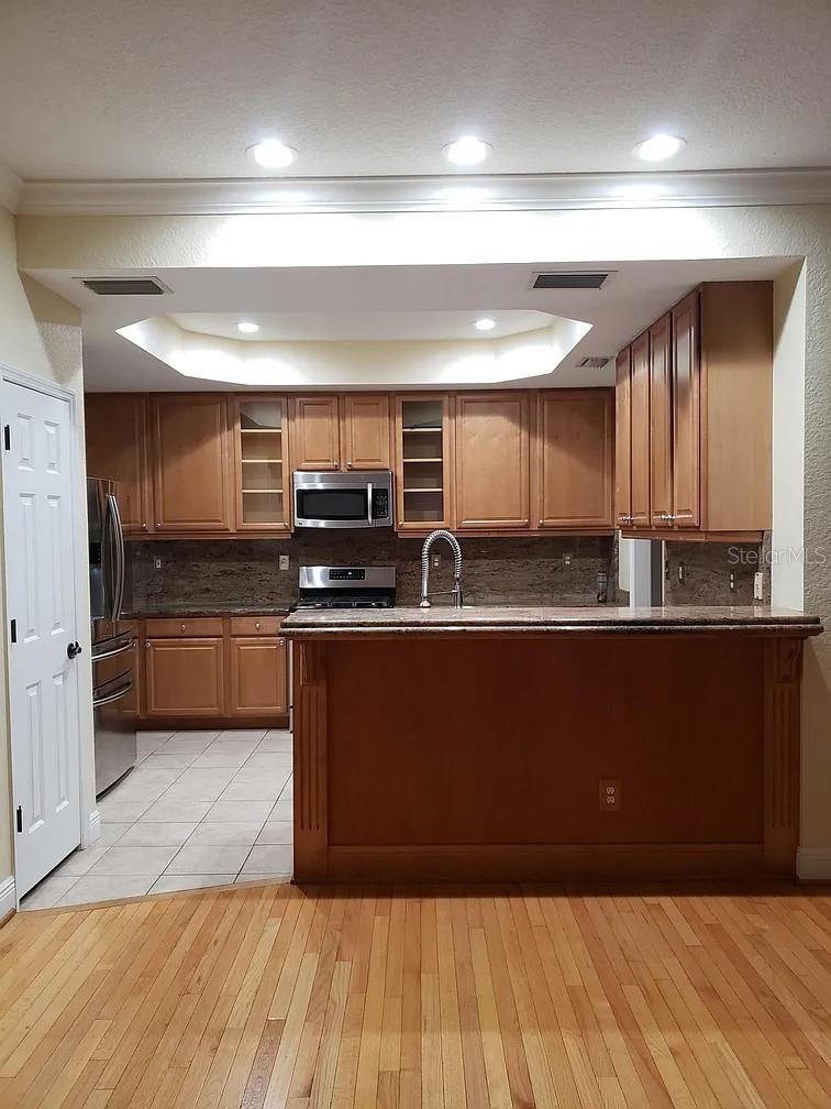BAYSHORE TRAILS TOWNHOMES - Residential