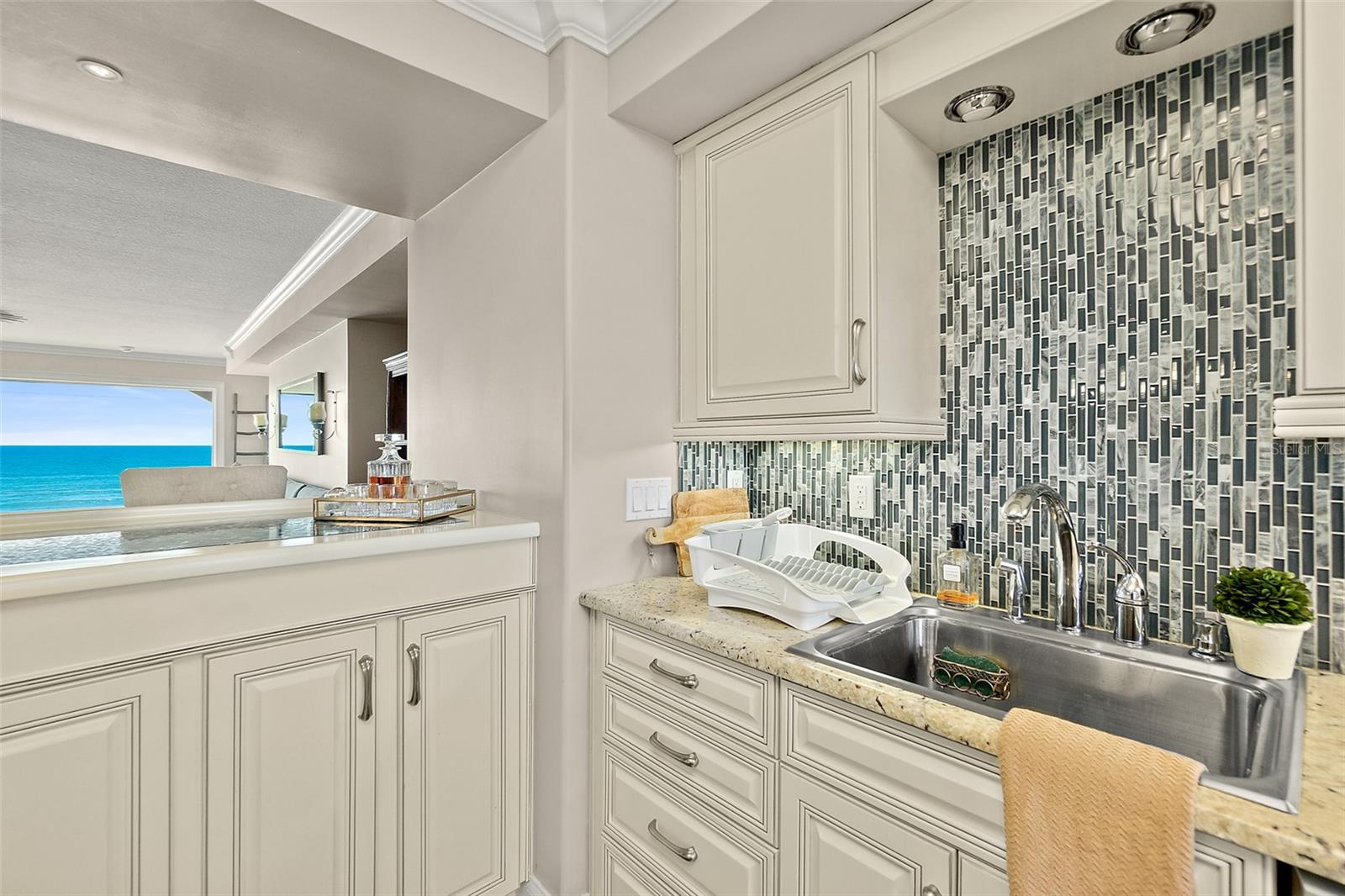 OCEAN AIRE CONDO ORMOND BY SEA - Residential