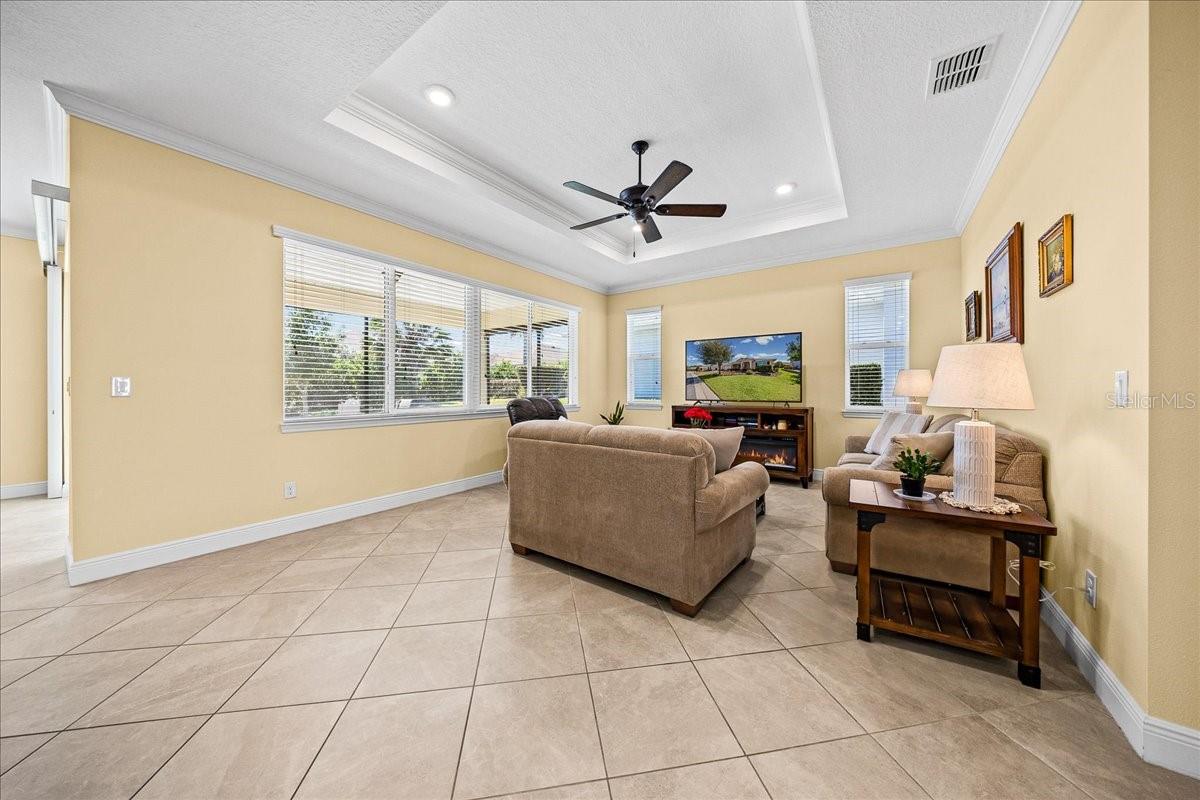 CANDLER HILLS WEST THE SANCTUARY AT STONEBRIDGE - Residential