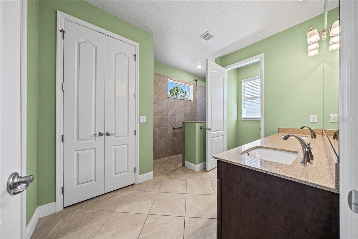 CANDLER HILLS WEST THE SANCTUARY AT STONEBRIDGE - Residential