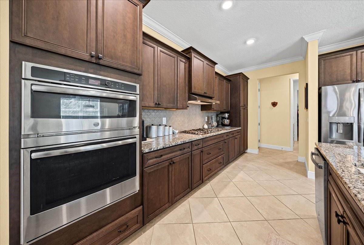 CANDLER HILLS WEST THE SANCTUARY AT STONEBRIDGE - Residential