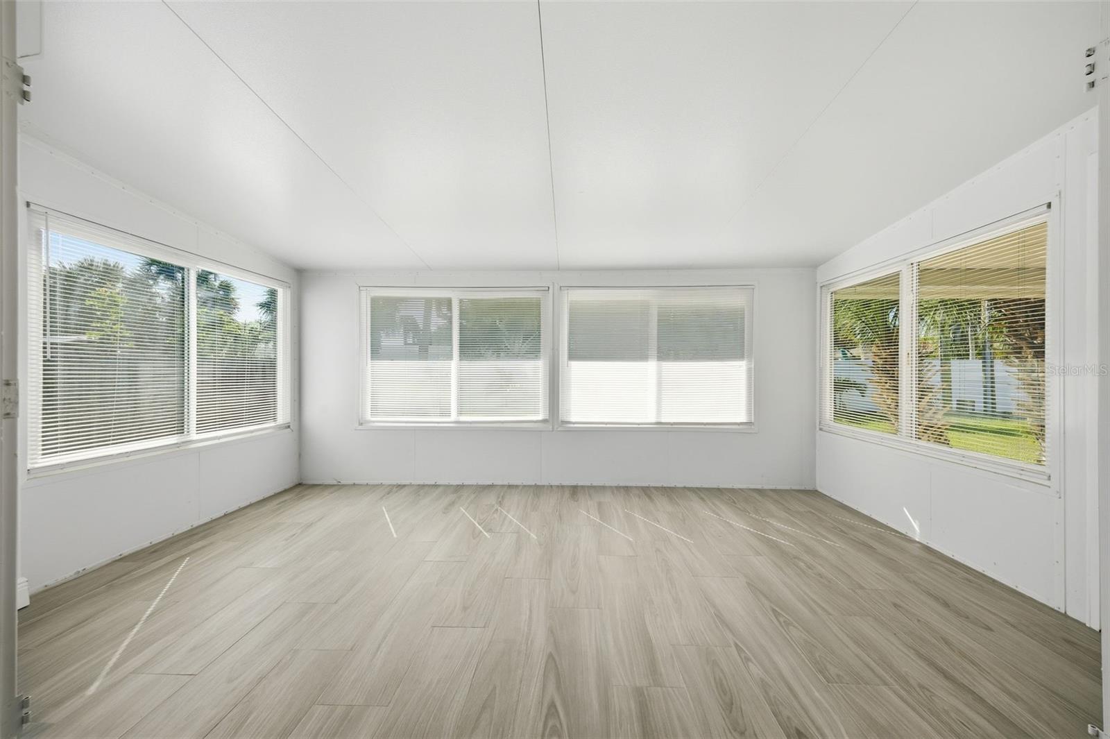 ST PETERSBURG BEACH NORTH UNIT 8 - Residential