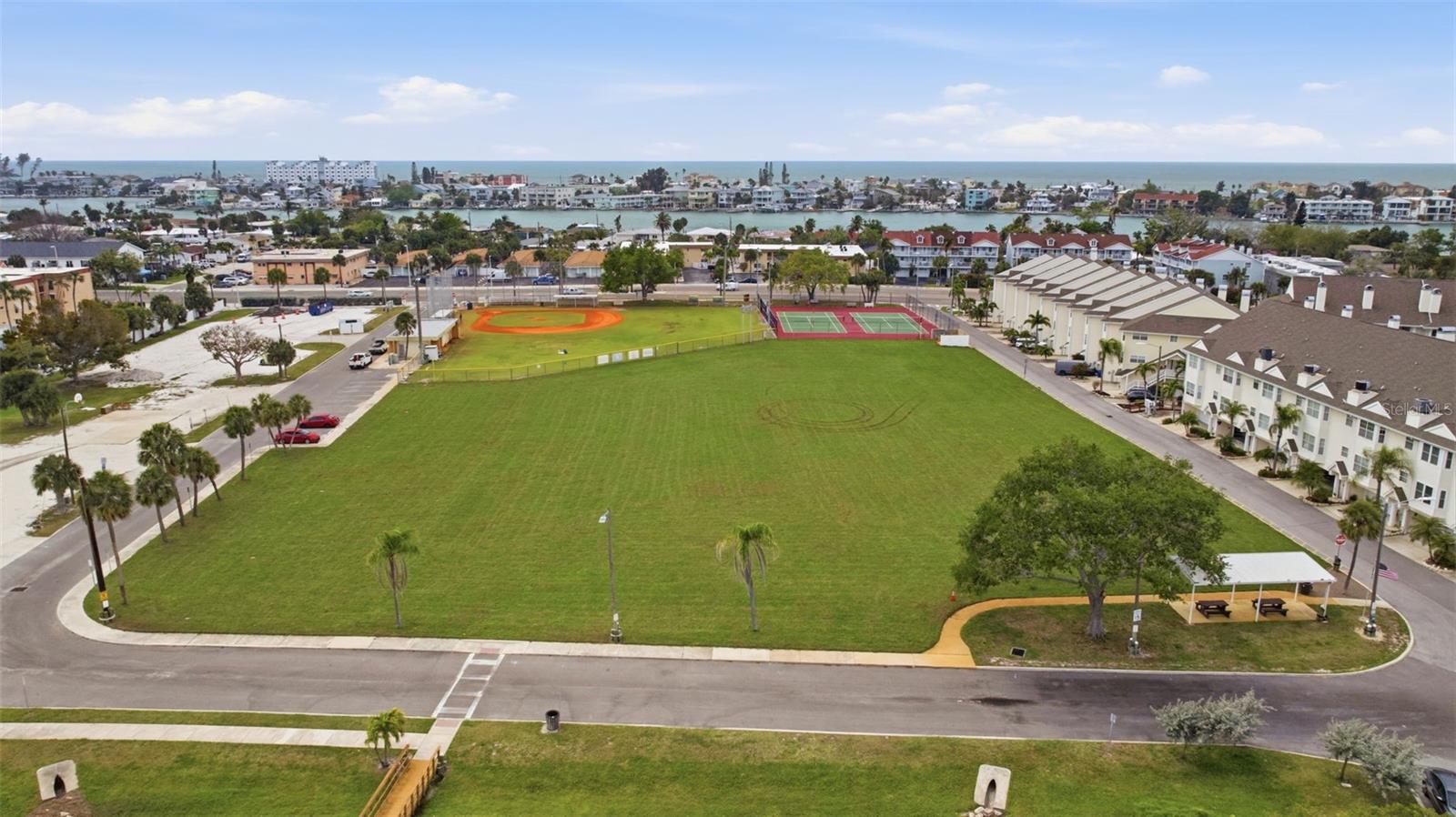 ST PETERSBURG BEACH NORTH UNIT 8 - Residential