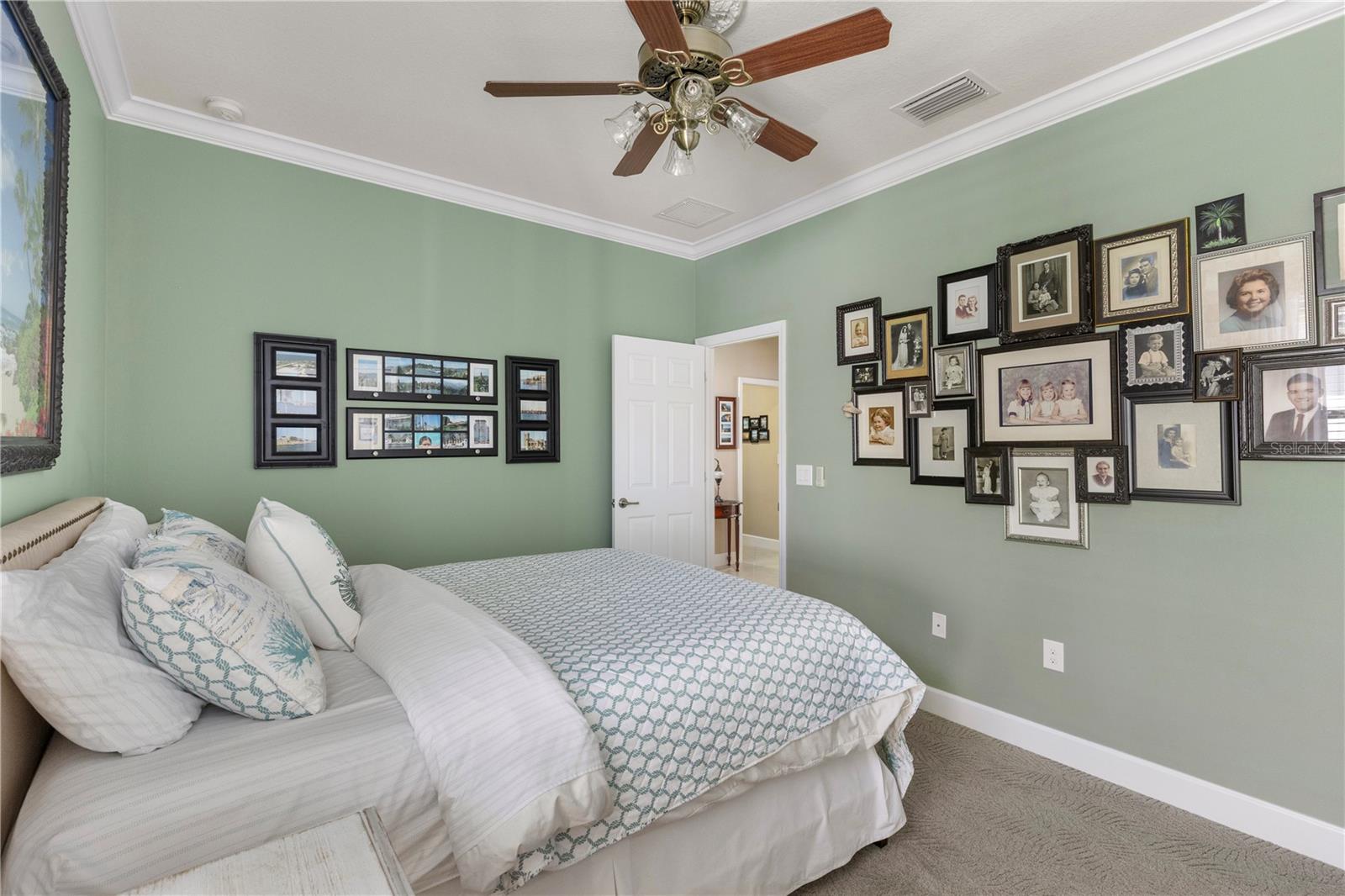 VENETIAN FALLS PH 2 - Residential