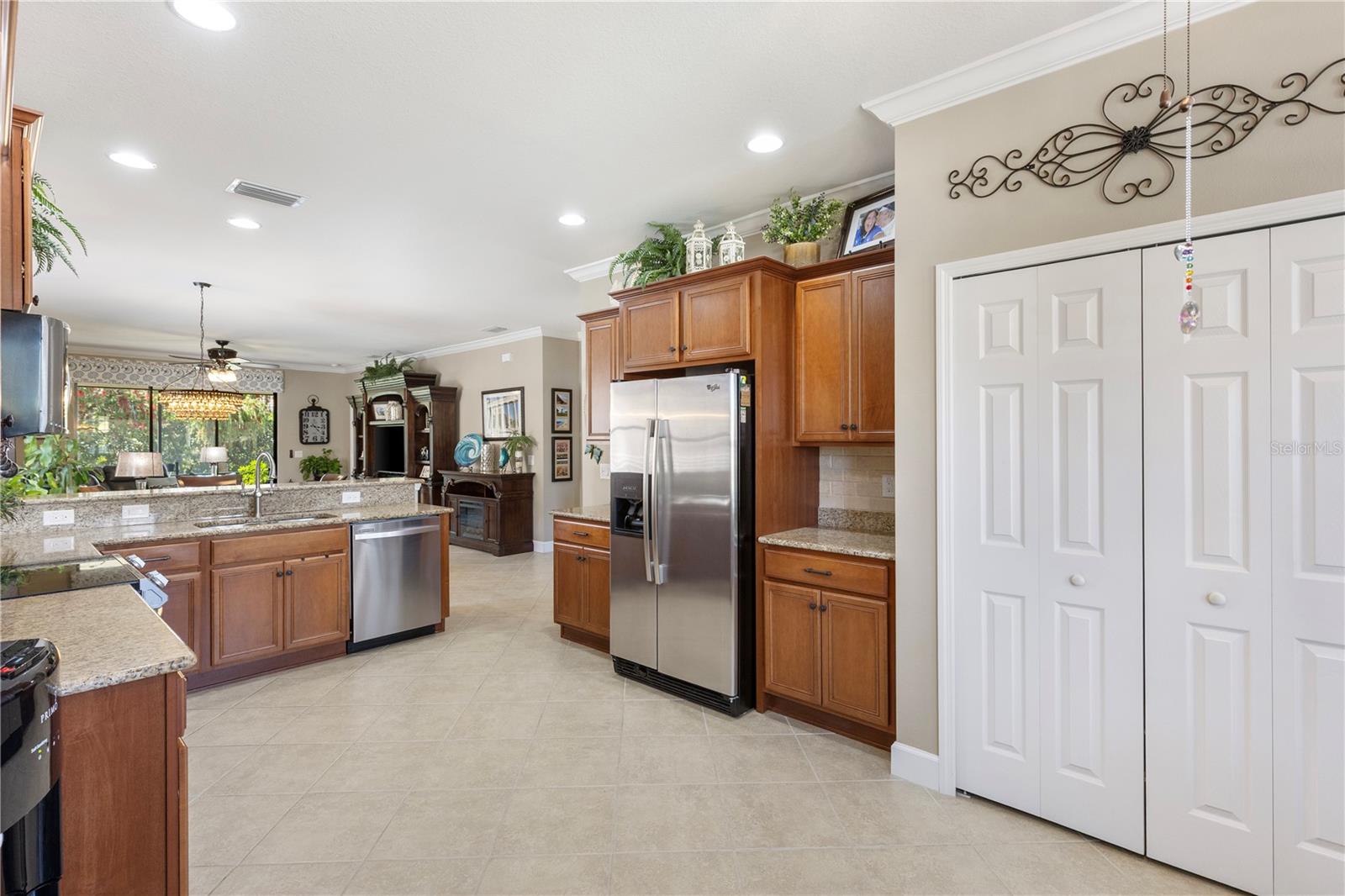 VENETIAN FALLS PH 2 - Residential