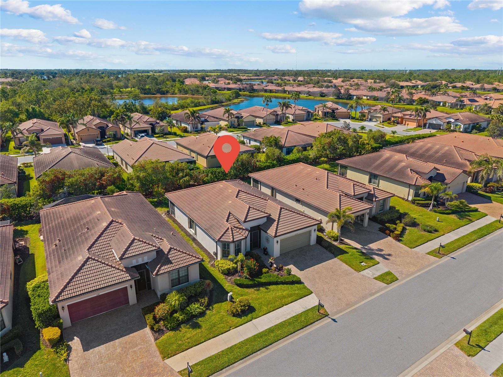 VENETIAN FALLS PH 2 - Residential