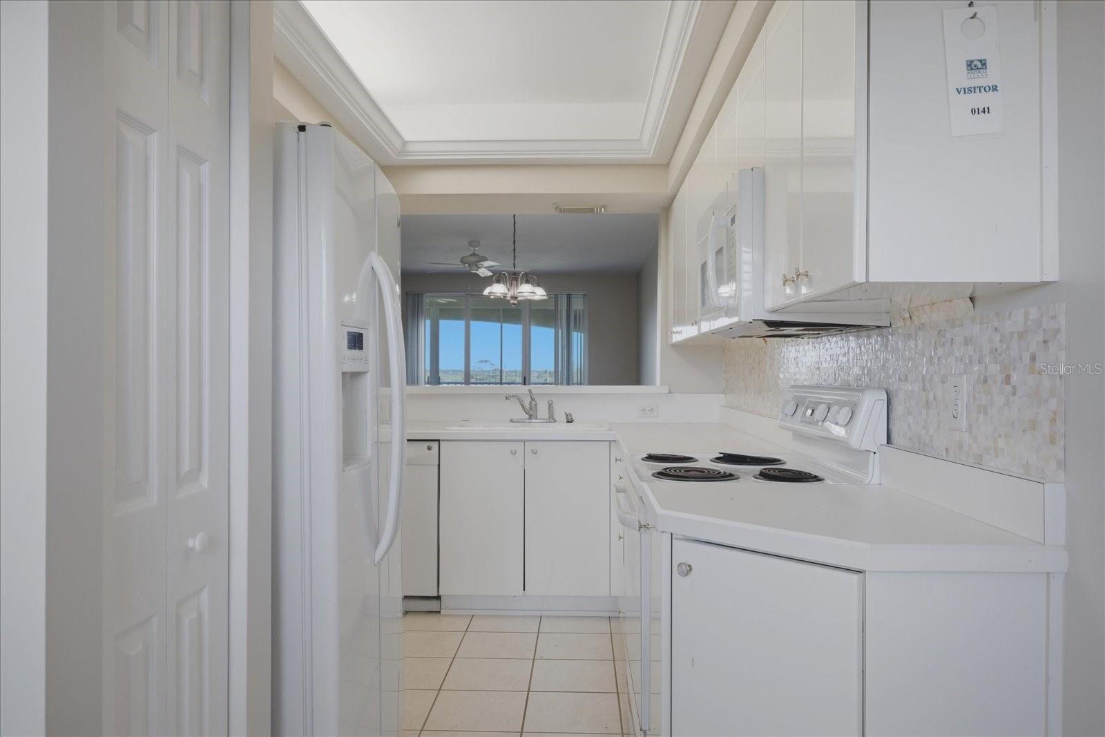 BOUCHELLE ISLAND CONDOMINIUM - Residential