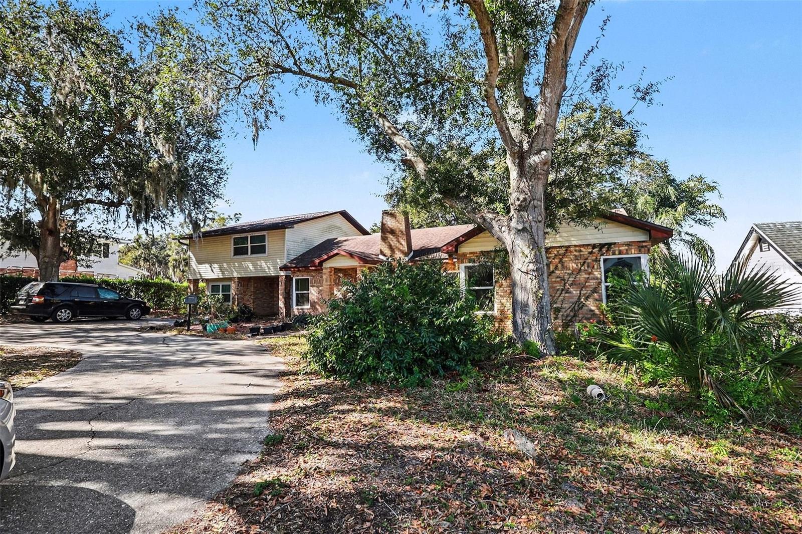 1139 S LAKESHORE BOULEVARD