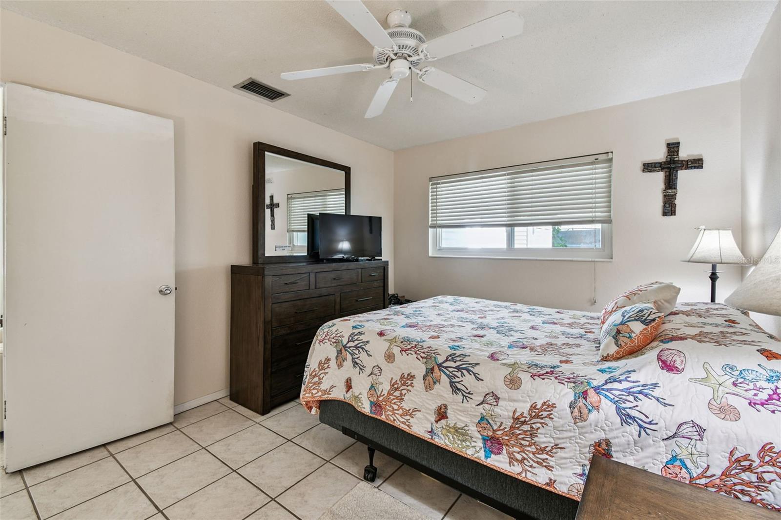 VILLAGER APTS - Residential
