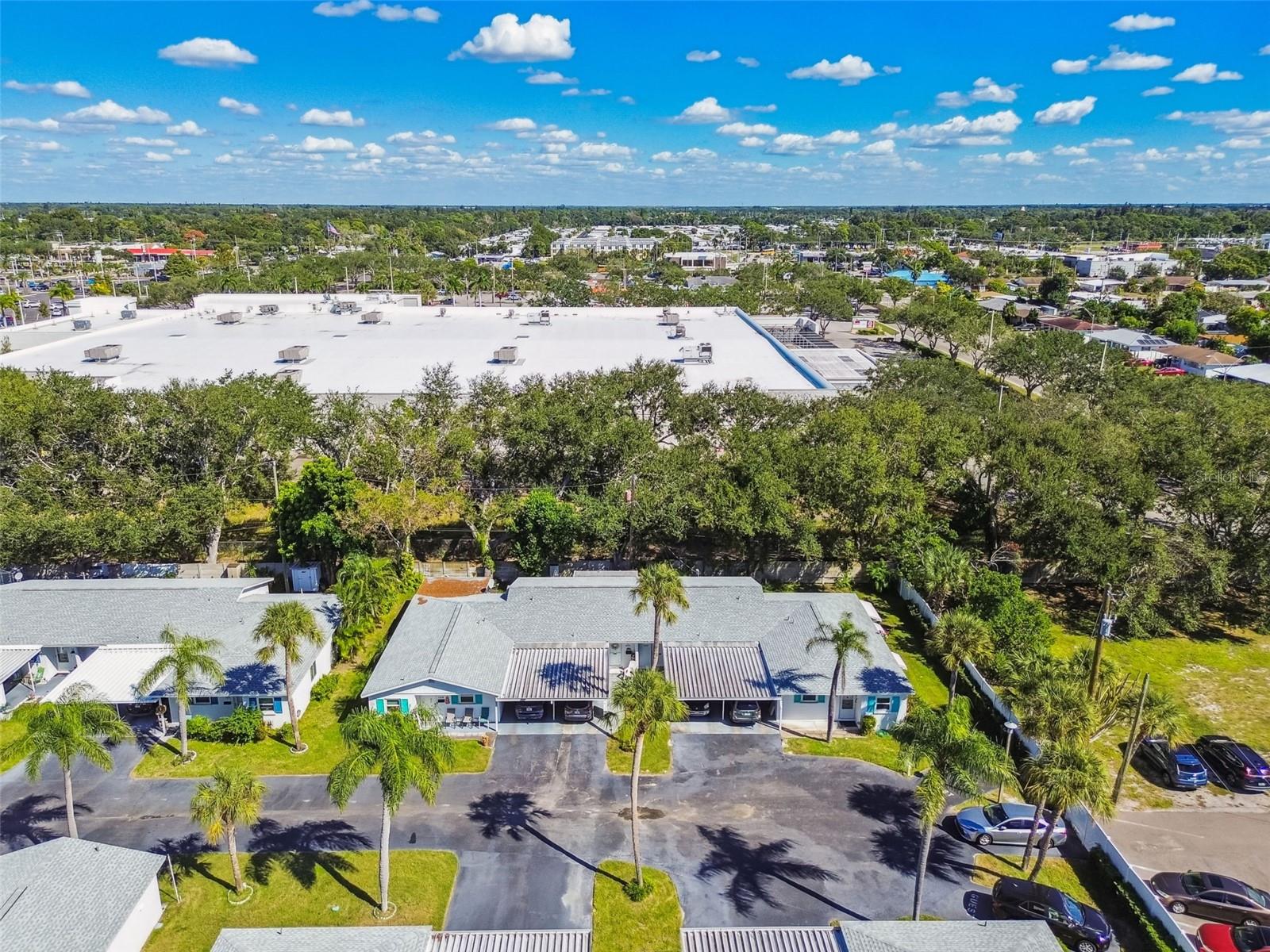 VILLAGER APTS - Residential
