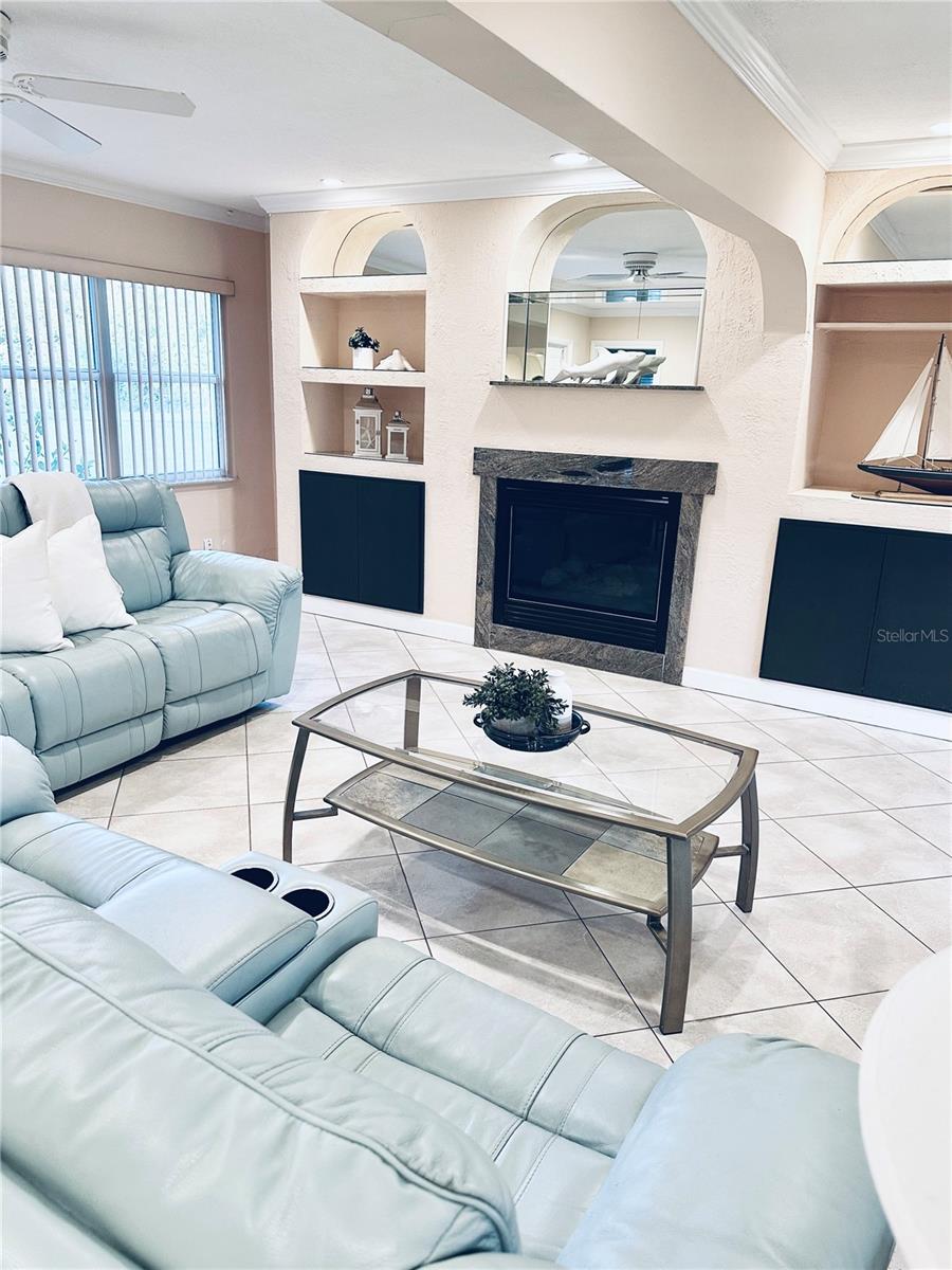 DESOTO ACRES - Residential