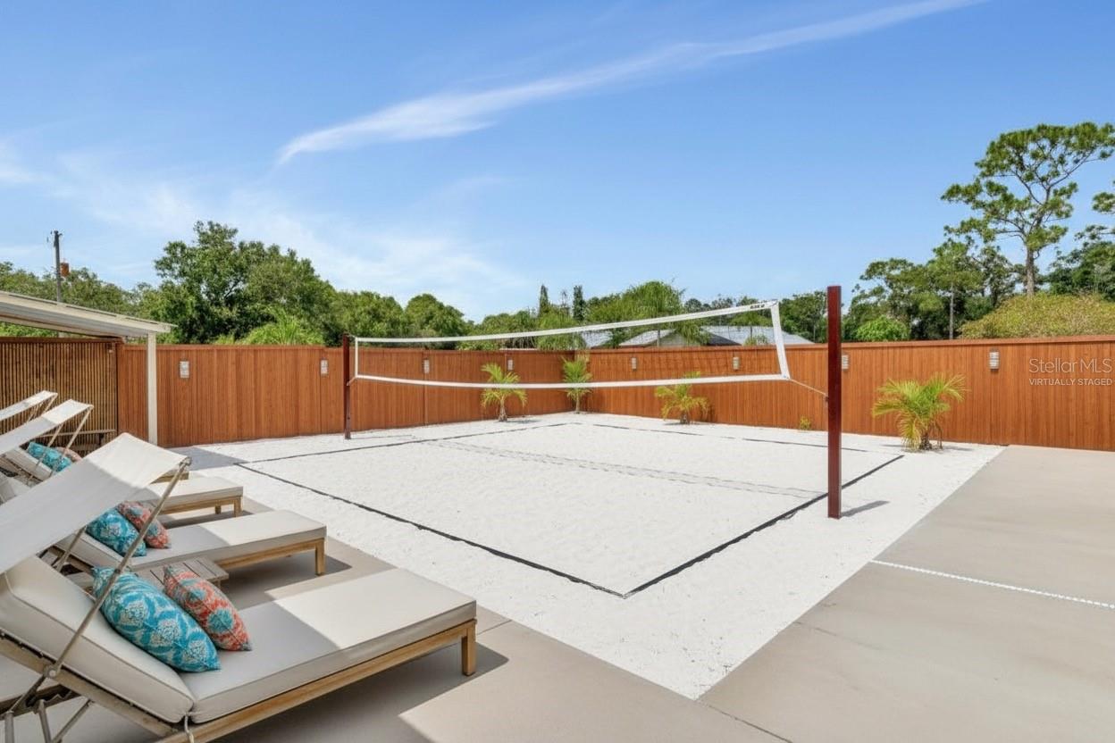 5310 N TUTTLE AVENUE